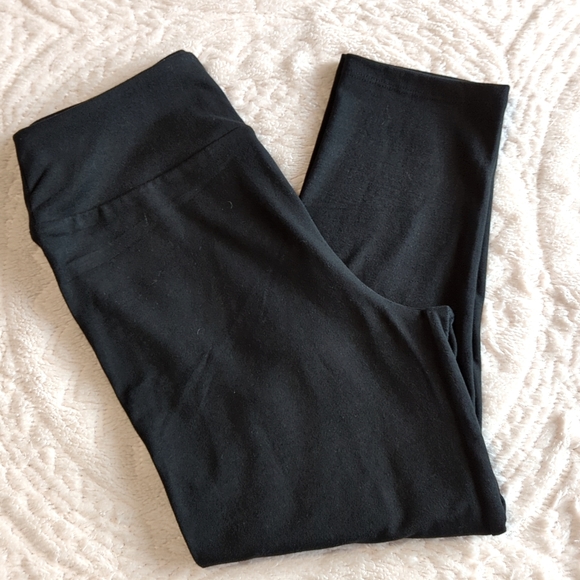 Grace & Lace Black Leggings Size One Size Length 19" Inseam - Picture 1 of 5